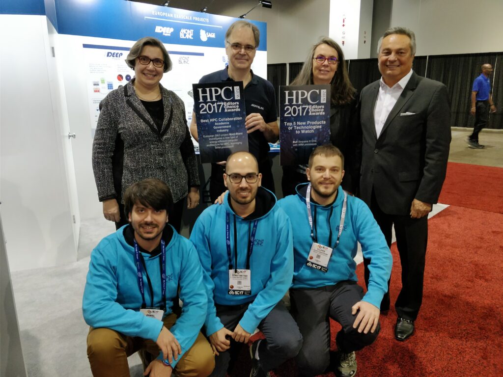 The Mont-Blanc team at SC17 with our HPCwire Awards:
•	Best Collaborative Project for Mont-Blanc and 
•	TOP 5 new products for the blade derived from our prototype and commercialized by Atos in their BullSequana X1000 range)